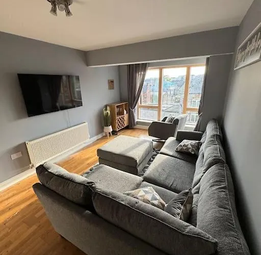 Apartment Luxury 2 Bed Fully Equipped Centre *