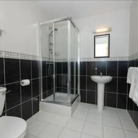 Apartament Luxury 2 Bed Fully Equipped Centre Cork