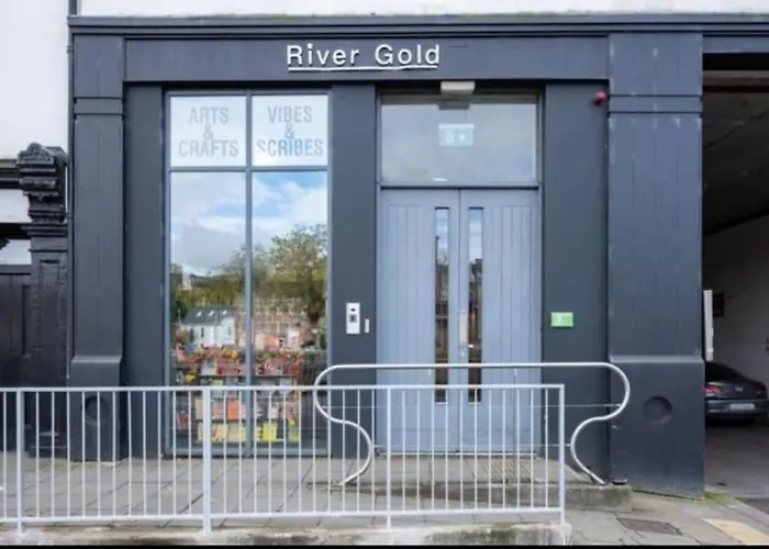 Apartmán Luxury 2 Bed Fully Equipped Centre Cork